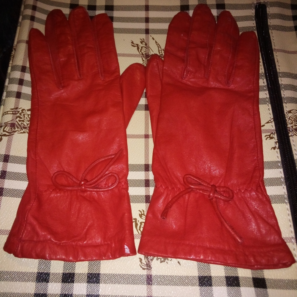 Bravura Red Leather Gloves Vintage Size S